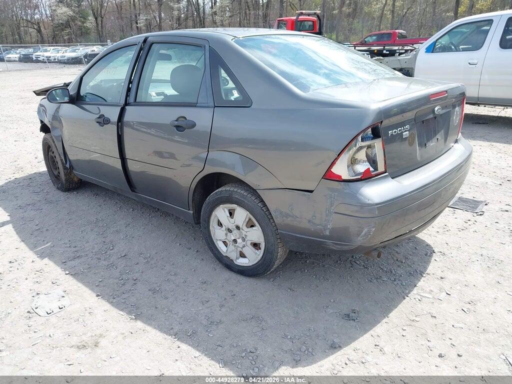 1FAHP34NX7W366017 2007 FORD FOCUS photo no. 3