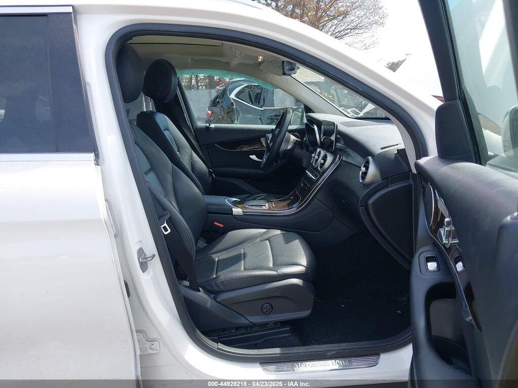 W1N0G8EB9MF891664 2021 MERCEDES-BENZ GLC 300 photo no. 5