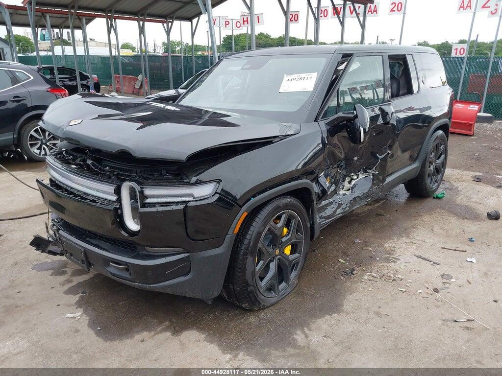 7PDSGBBP9TN090825 2026 RIVIAN R1S photo no. 2