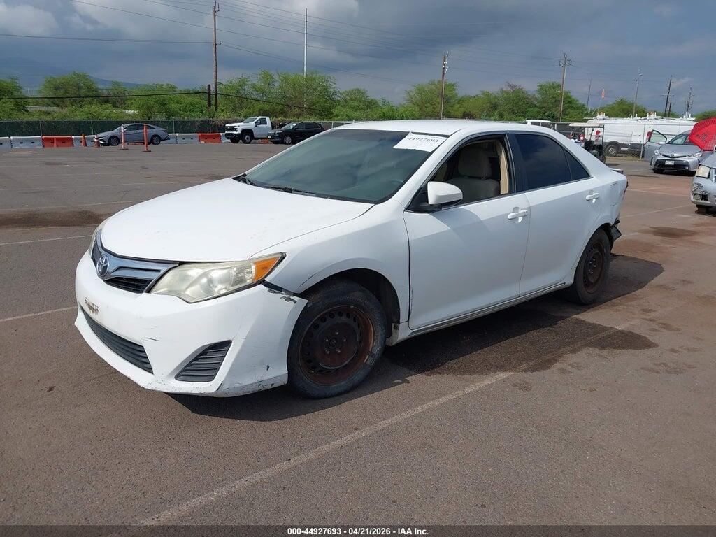 4T1BF1FK7DU639296 2013 TOYOTA CAMRY photo no. 2
