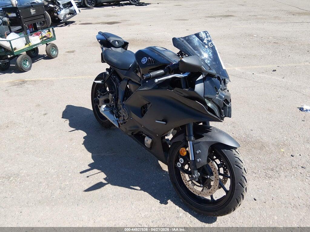 JYARM38E5RA010975 2024 YAMAHA YZFR7 photo no. 1