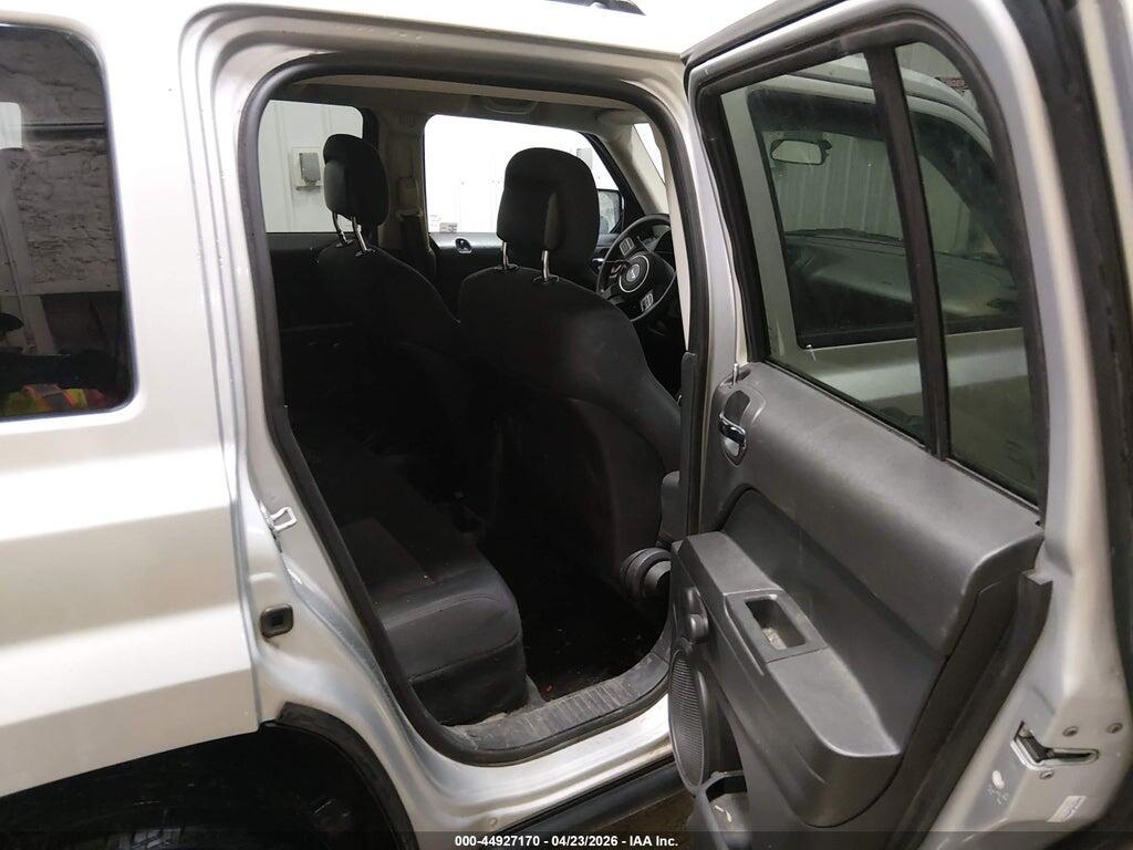1C4NJRBB0CD611889 2012 JEEP PATRIOT photo no. 8