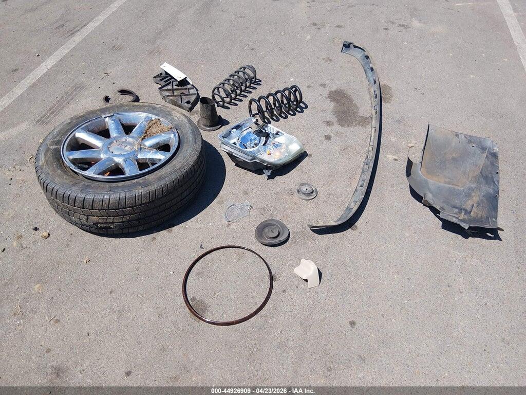 1GKS1MEF4BR309547 2011 GMC YUKON XL 1500 photo no. 12