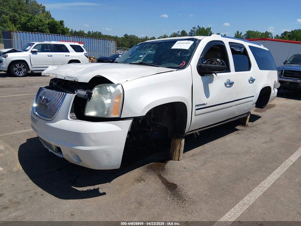 1GKS1MEF4BR309547 2011 GMC YUKON XL 1500 photo no. 2