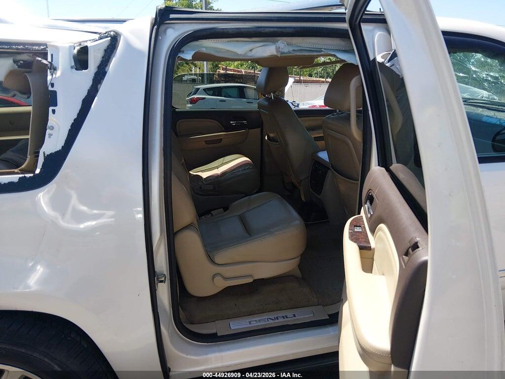 1GKS1MEF4BR309547 2011 GMC YUKON XL 1500 photo no. 8