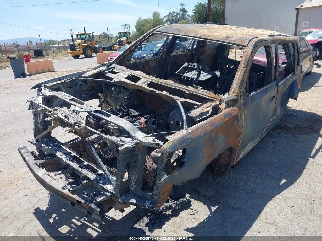 1GNSCBKC6FR214361 2015 CHEVROLET TAHOE photo no. 2