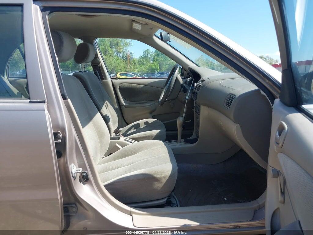 2T1BR12E11C399425 2001 TOYOTA COROLLA photo no. 5