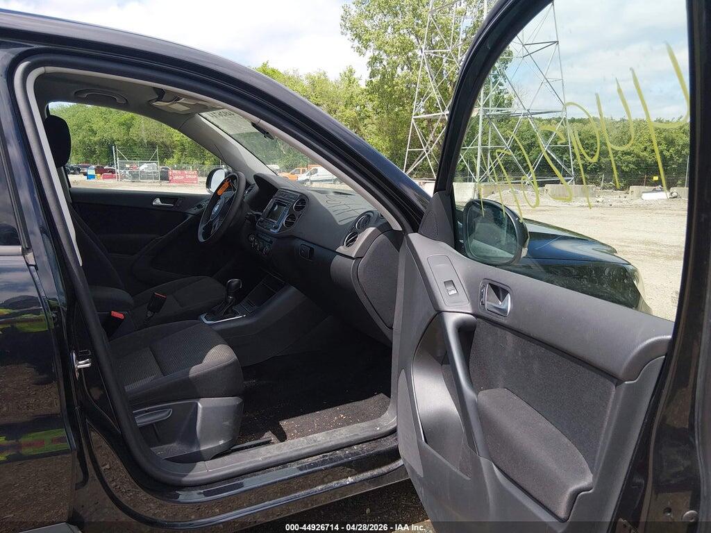 WVGBV7AX2HK042602 2017 VOLKSWAGEN TIGUAN photo no. 5