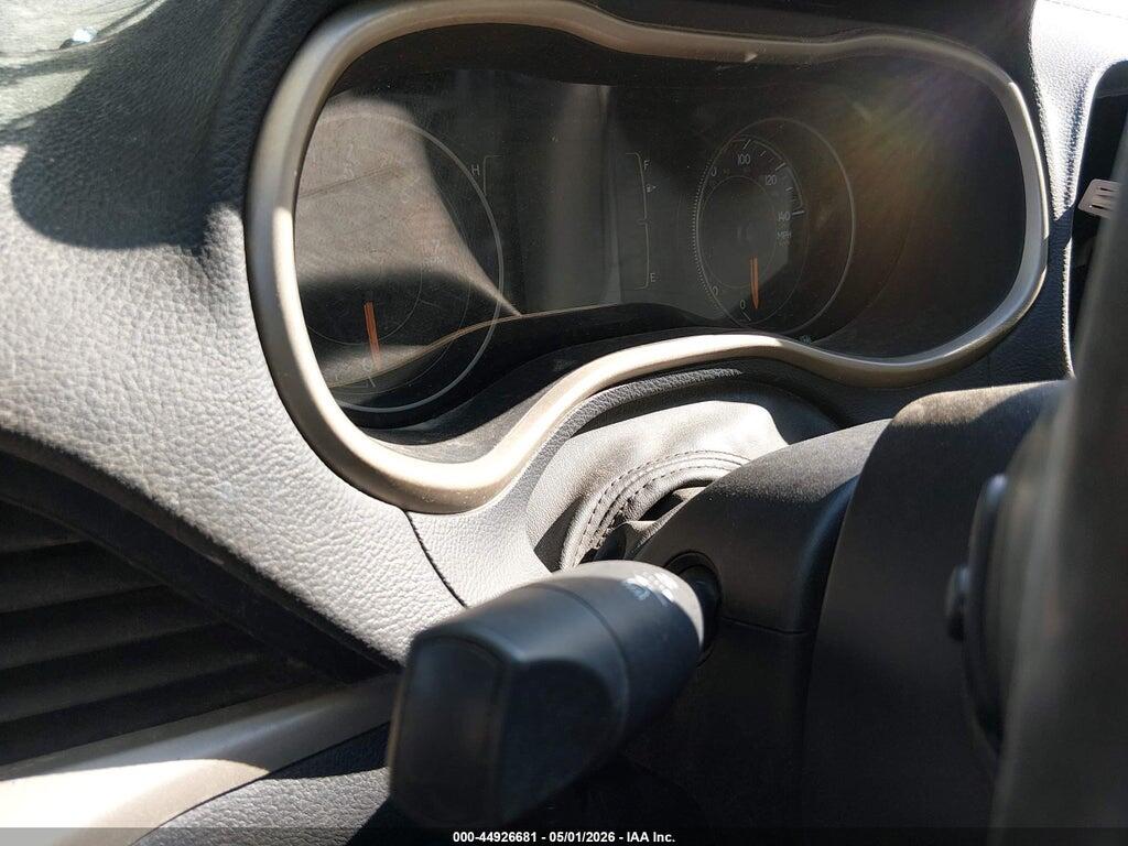 1C4PJLCB6HD240698 2017 JEEP CHEROKEE photo no. 7