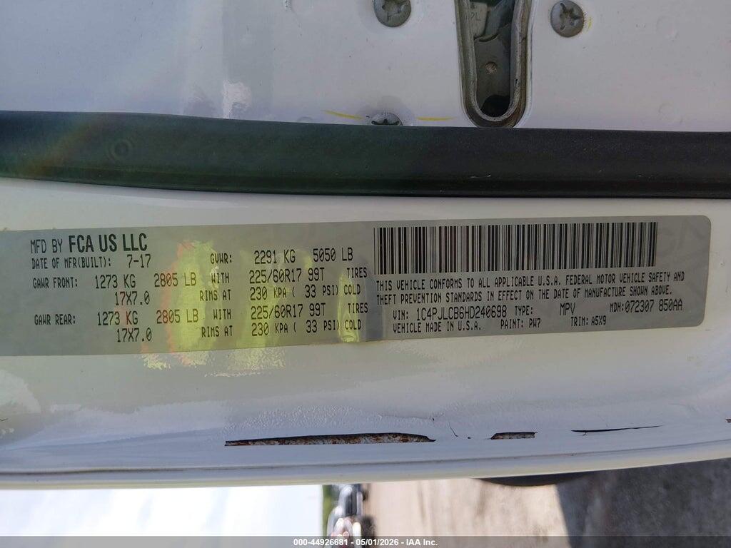 1C4PJLCB6HD240698 2017 JEEP CHEROKEE photo no. 9