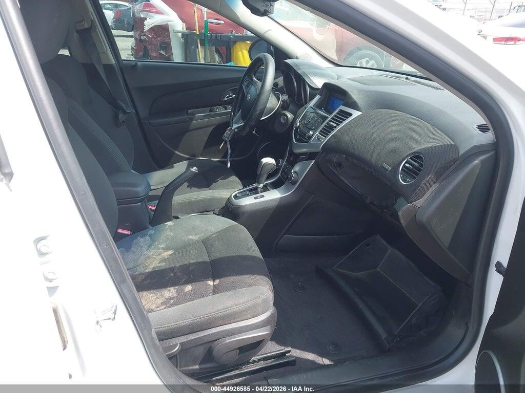 1G1PF5S96B7228304 2011 CHEVROLET CRUZE photo no. 5