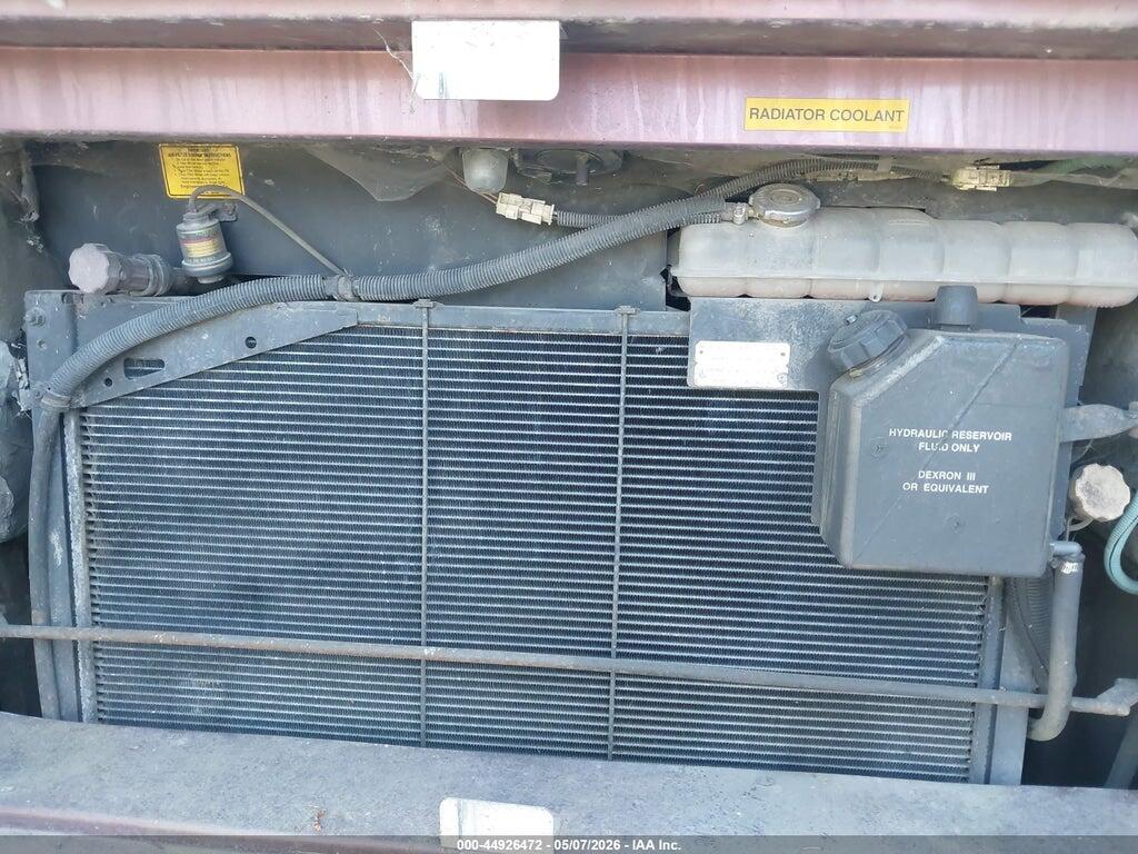 4UZ6XJCA7YCF87726 2000 FREIGHTLINER CHASSIS photo no. 10