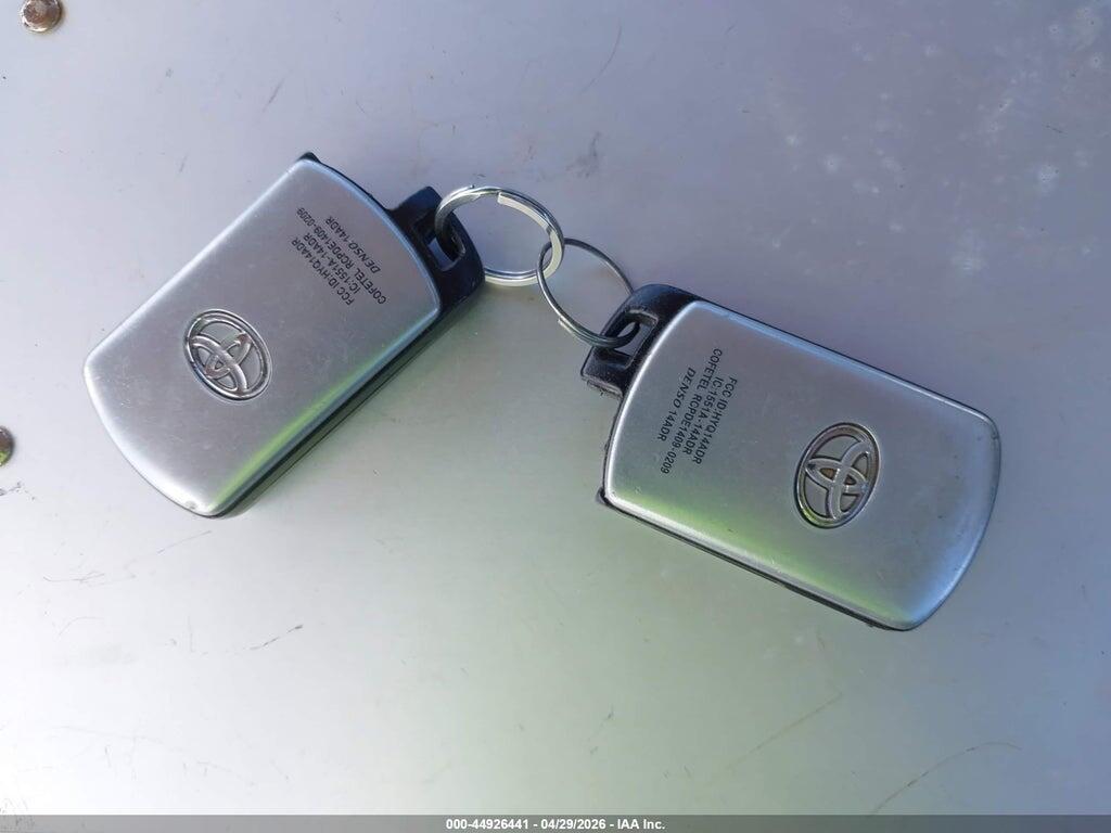 5TDYK3DC9BS170411 2011 TOYOTA SIENNA photo no. 11