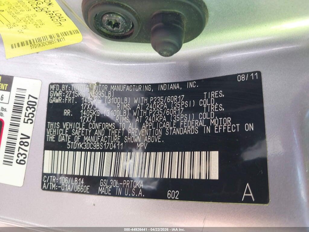 5TDYK3DC9BS170411 2011 TOYOTA SIENNA photo no. 9