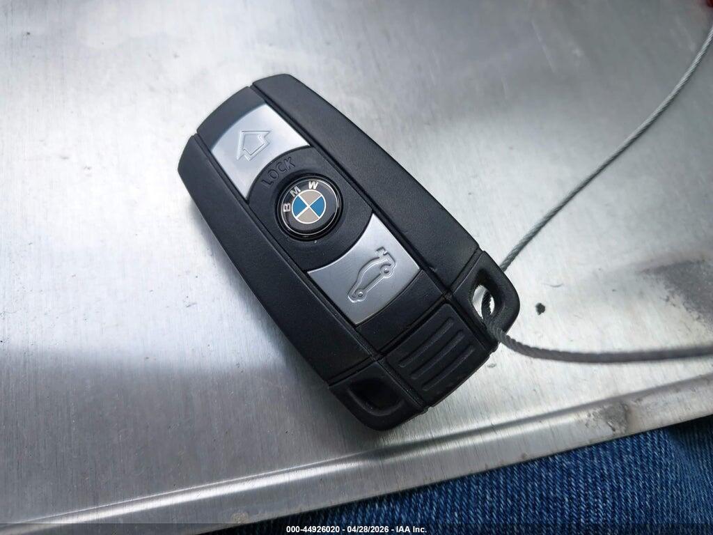 WBAPN7C57BA948261 2011 BMW 335D photo no. 11