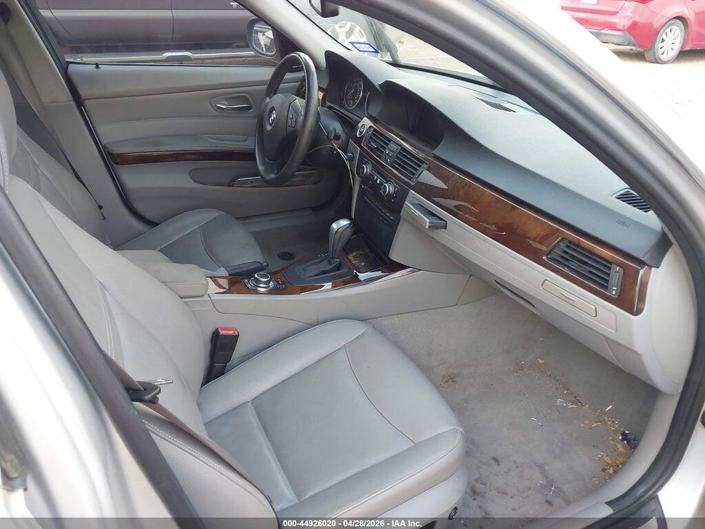 WBAPN7C57BA948261 2011 BMW 335D photo no. 5