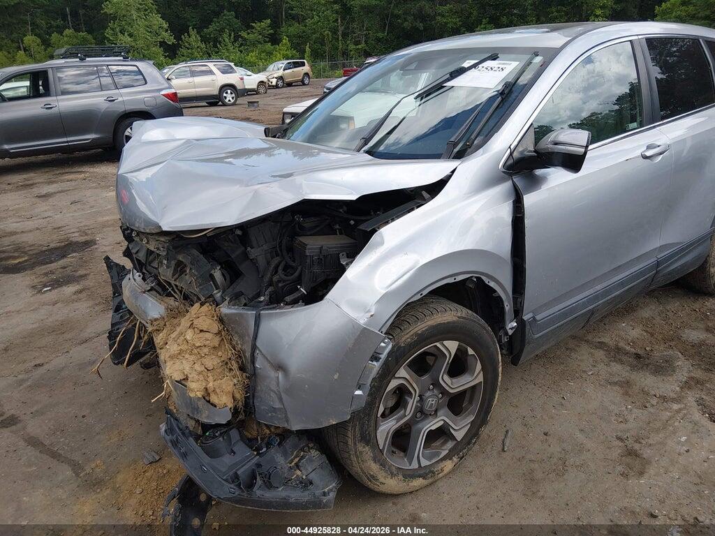 7FARW2H55JE034640 2018 HONDA CR-V photo no. 6
