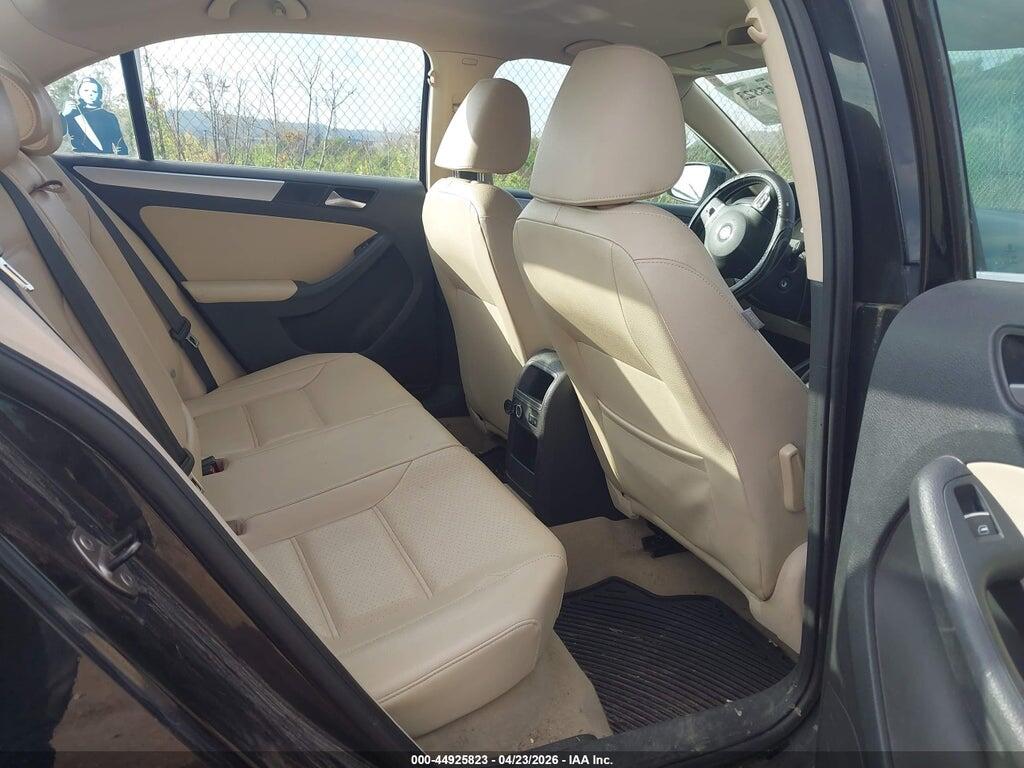 3VWBP7AJ2DM397487 2013 VOLKSWAGEN JETTA photo no. 8