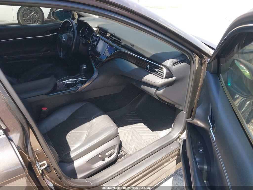 4T1B11HK4JU020615 2018 TOYOTA CAMRY photo no. 5
