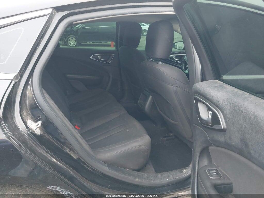 1C3CCCAB1FN634519 2015 CHRYSLER 200 photo no. 8