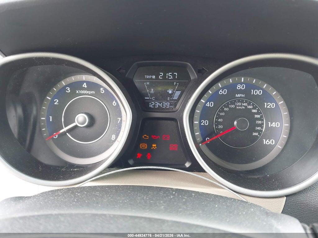 KMHDH4AE3GU543840 2016 HYUNDAI ELANTRA photo no. 7