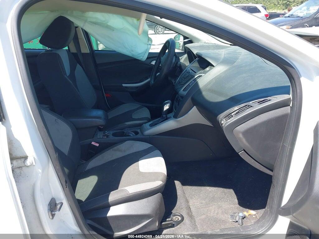 1FAHP3F28CL407405 2012 FORD FOCUS photo no. 5