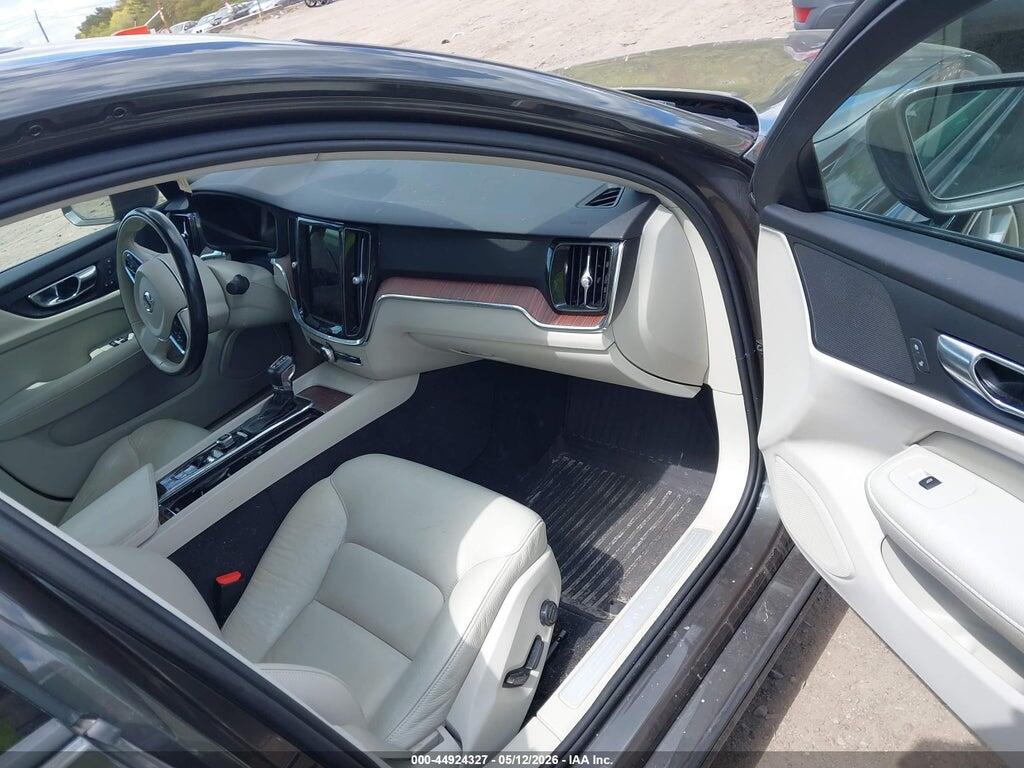 7JRA22TKXMG092420 2021 VOLVO S60 photo no. 5