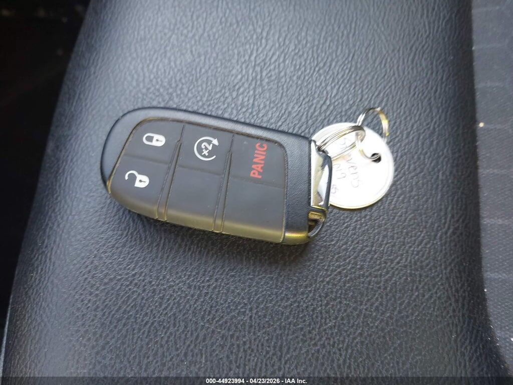 3C4NJCBB5KT762975 2019 JEEP COMPASS photo no. 11