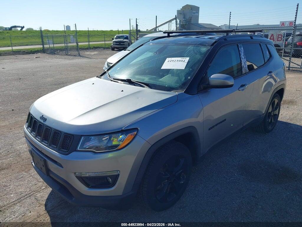 3C4NJCBB5KT762975 2019 JEEP COMPASS photo no. 2