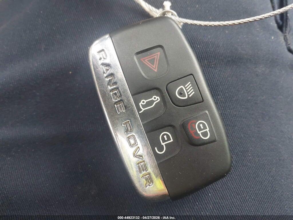 SALYL2EXXKA796970 2019 LAND ROVER RANGE ROVER VELAR photo no. 11