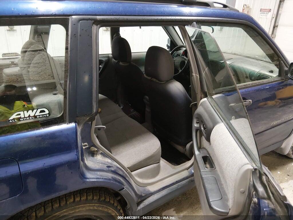JF1SF63571G768073 2001 SUBARU FORESTER photo no. 8