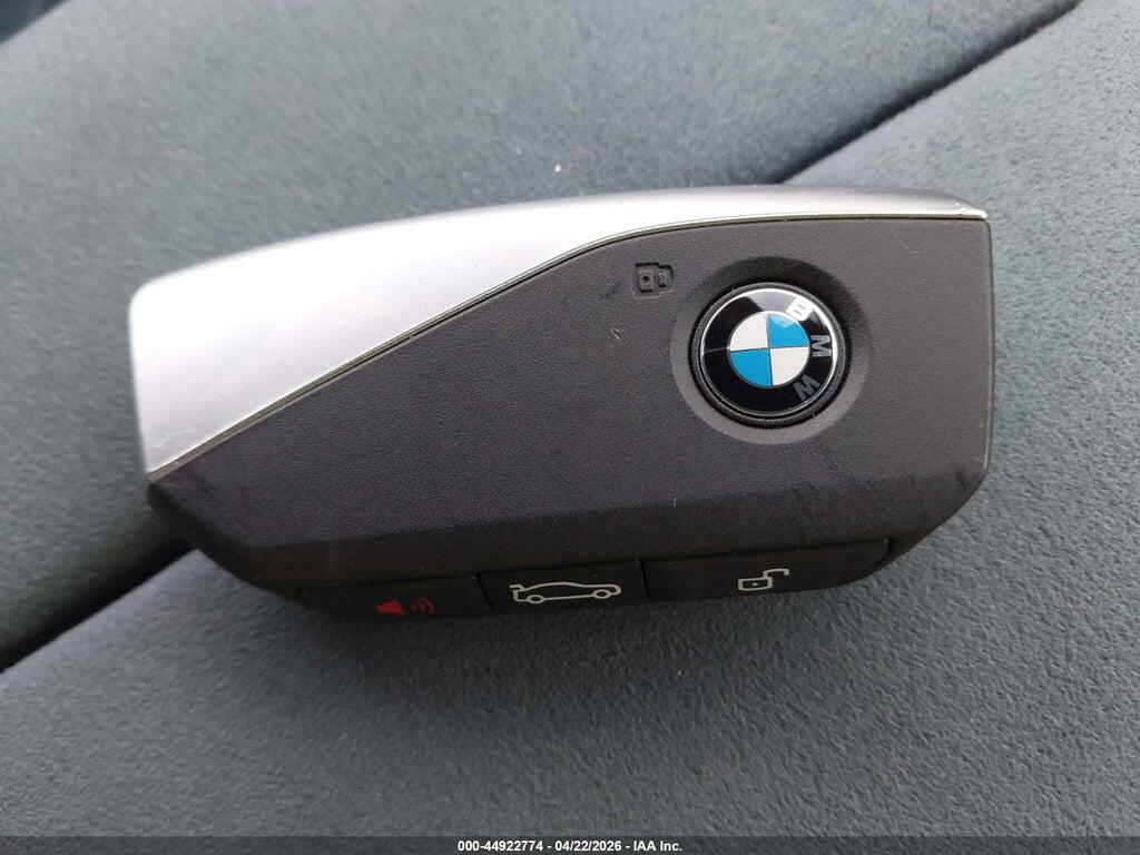 WB523CF02RCS04377 2024 BMW IX photo no. 11