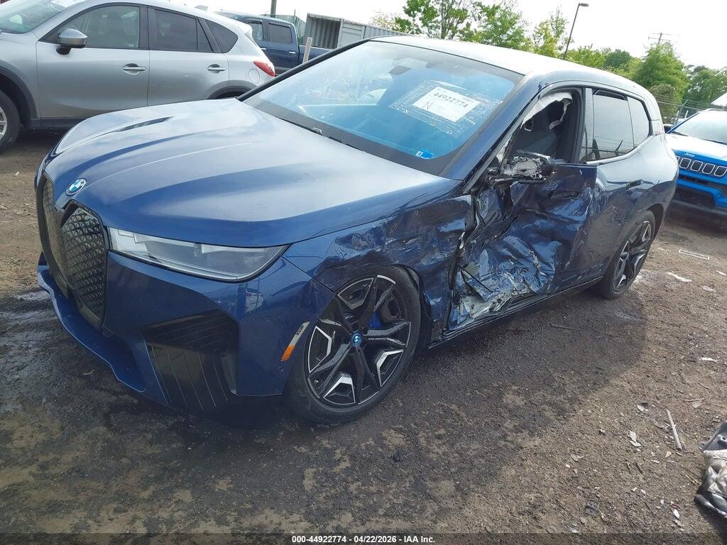 WB523CF02RCS04377 2024 BMW IX photo no. 2