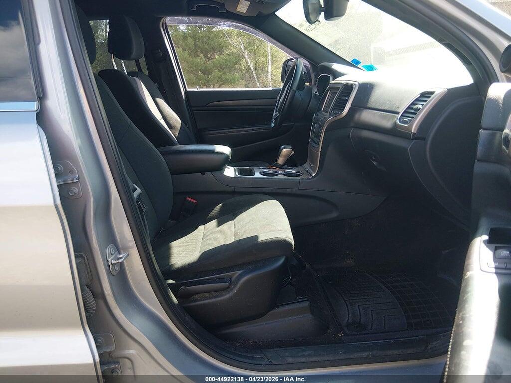 1C4RJFAG8HC803586 2017 JEEP GRAND CHEROKEE photo no. 5