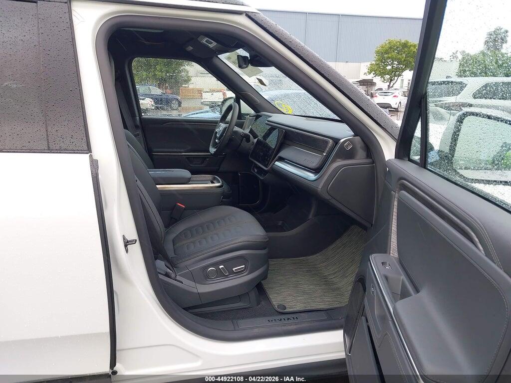 7PDSGCBA1TN085796 2026 RIVIAN R1S photo no. 5