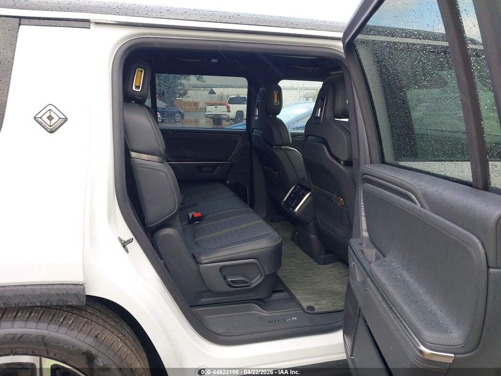 7PDSGCBA1TN085796 2026 RIVIAN R1S photo no. 8