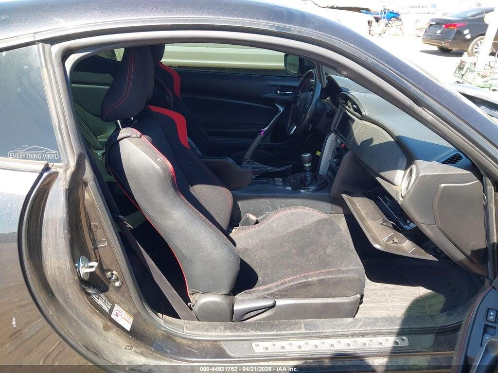 JF1ZNAA17F9709086 2015 SCION FR-S photo no. 5
