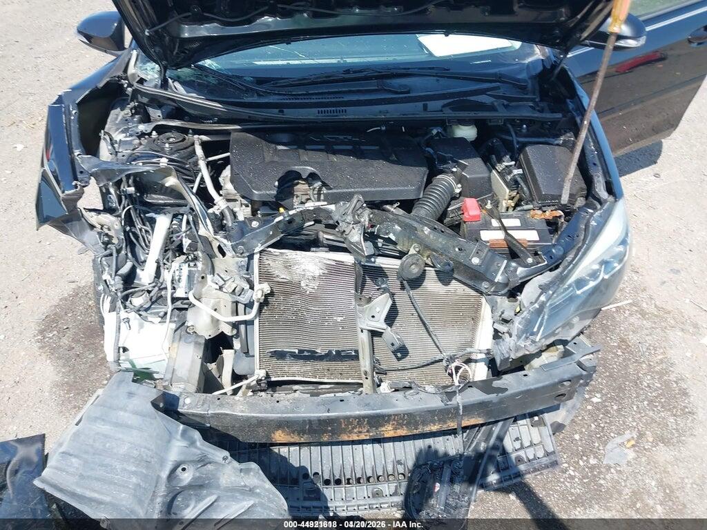 5YFBURHE1HP591667 2017 TOYOTA COROLLA photo no. 10
