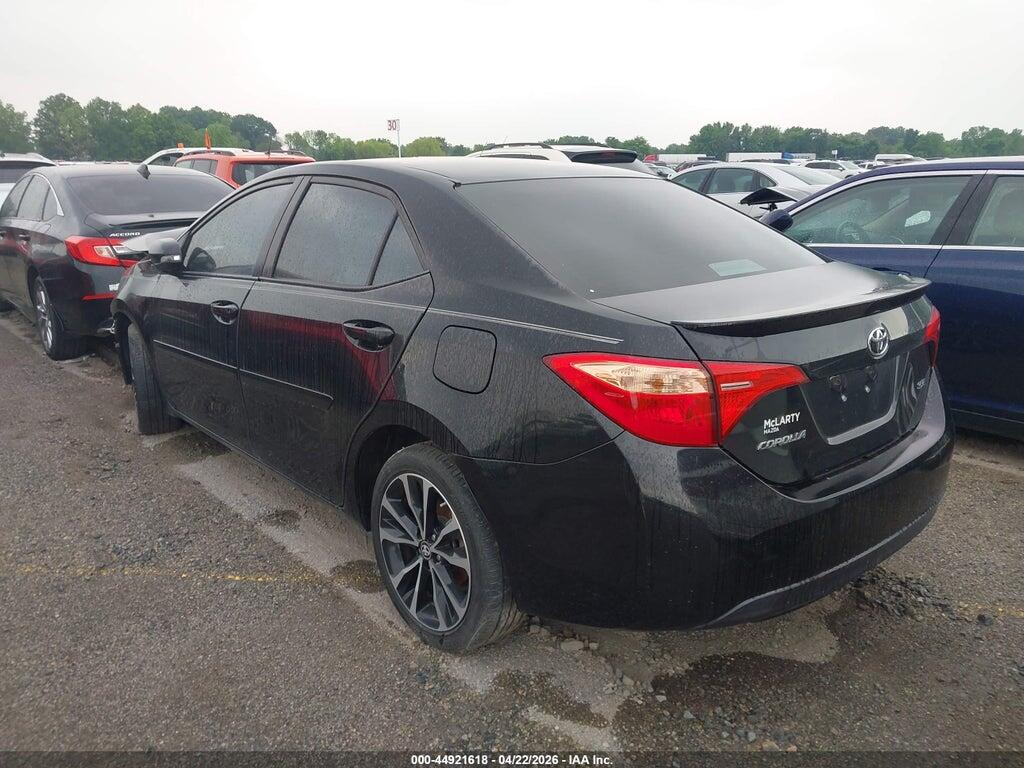 5YFBURHE1HP591667 2017 TOYOTA COROLLA photo no. 3