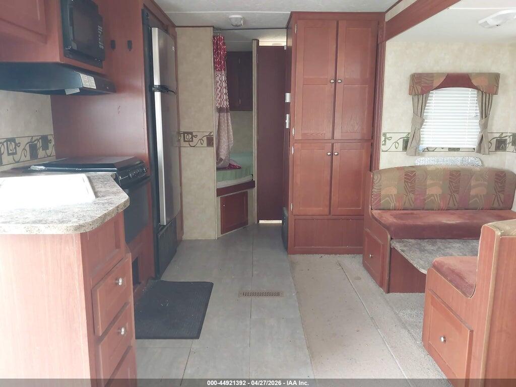 4V0TC30299A008442 2009 CROSSROADS ZINGER 30 BH photo no. 8