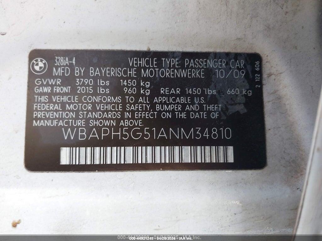 WBAPH5G51ANM34810 2010 BMW 328I photo no. 9