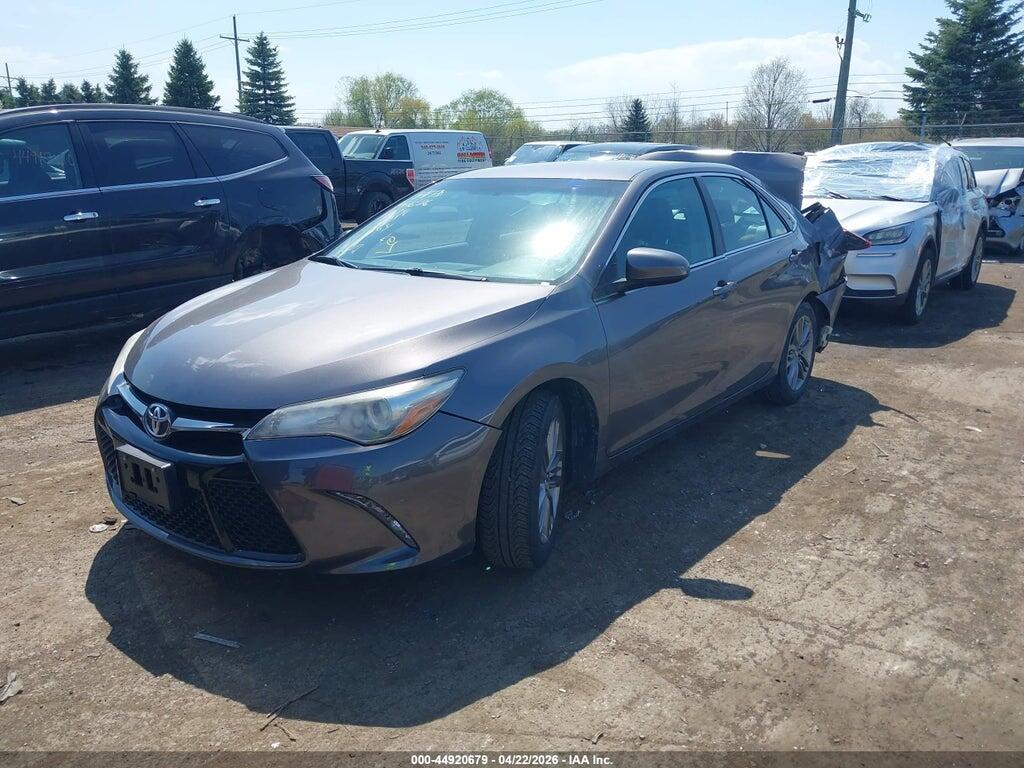 4T1BF1FK8HU371364 2017 TOYOTA CAMRY photo no. 2