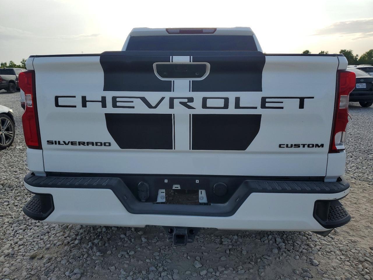 2022 CHEVROLET SILVERADO LTD C1500 CUSTOM — Фото 6 из 13