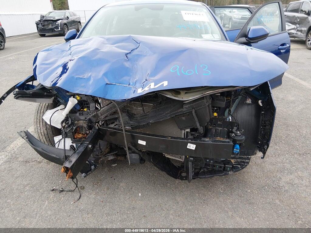 3KPFT4DE8SE023258 2025 KIA K4 photo no. 6