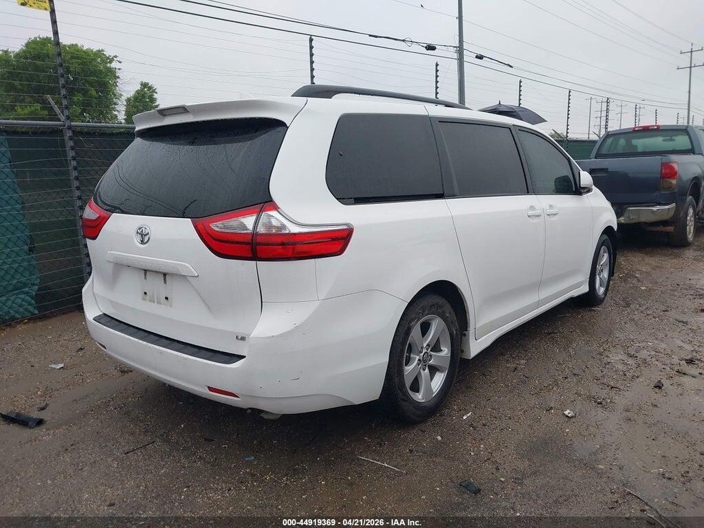 5TDKZ3DC8JS921658 2018 TOYOTA SIENNA photo no. 4