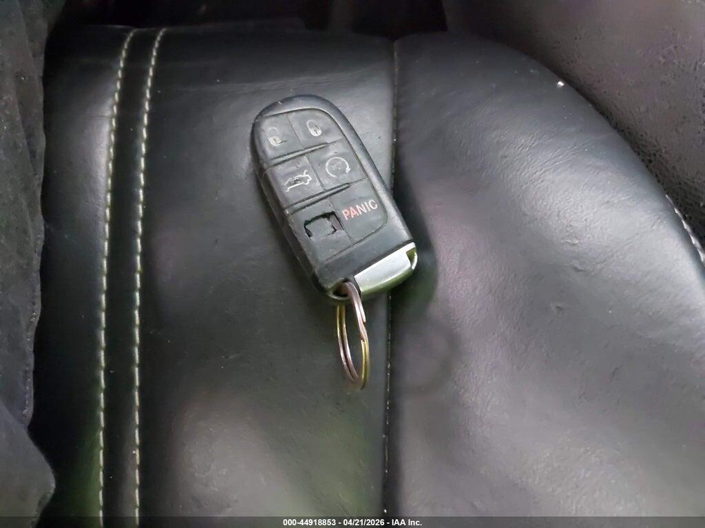 2C3CCAGG4GH136364 2016 CHRYSLER 300 photo no. 11