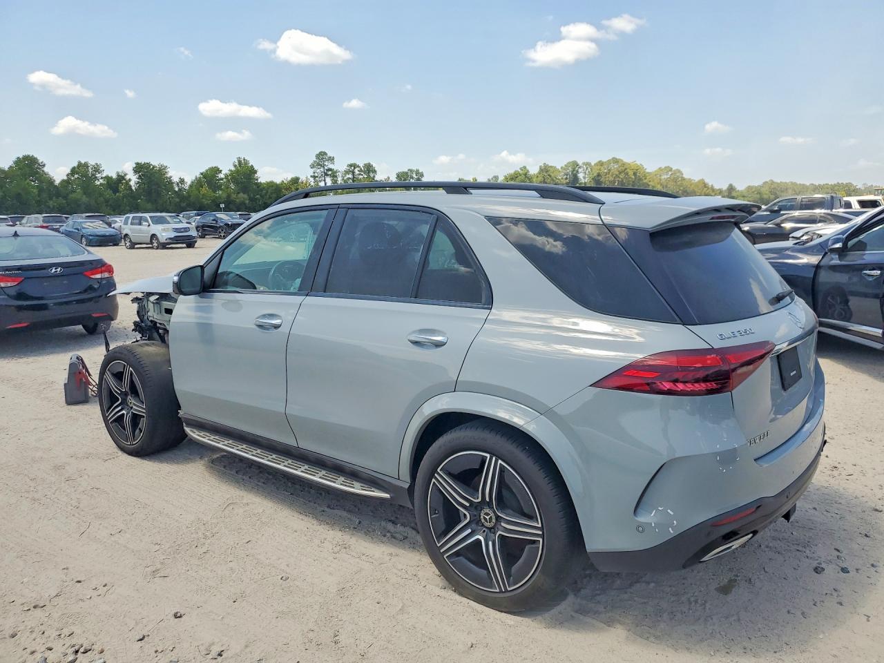 2025 MERCEDES-BENZ GLE 350 4MATIC — Фото 2 из 13