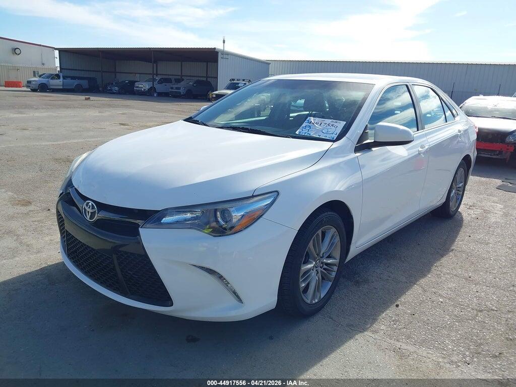 4T1BF1FKXHU697098 2017 TOYOTA CAMRY photo no. 2