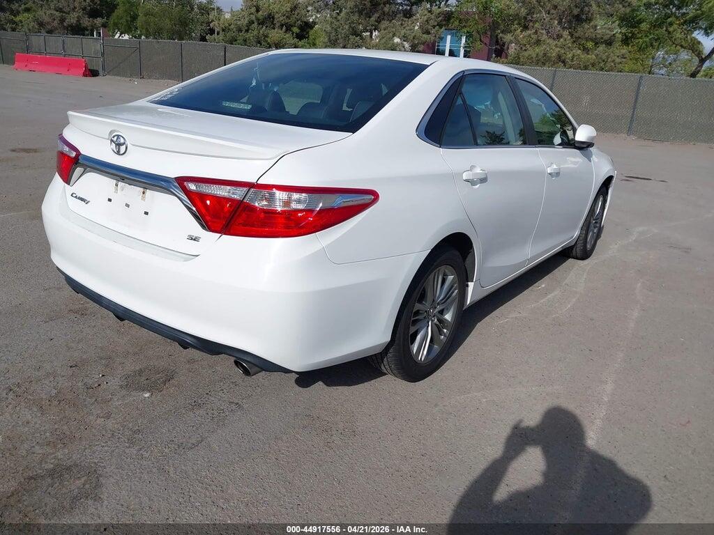 4T1BF1FKXHU697098 2017 TOYOTA CAMRY photo no. 4