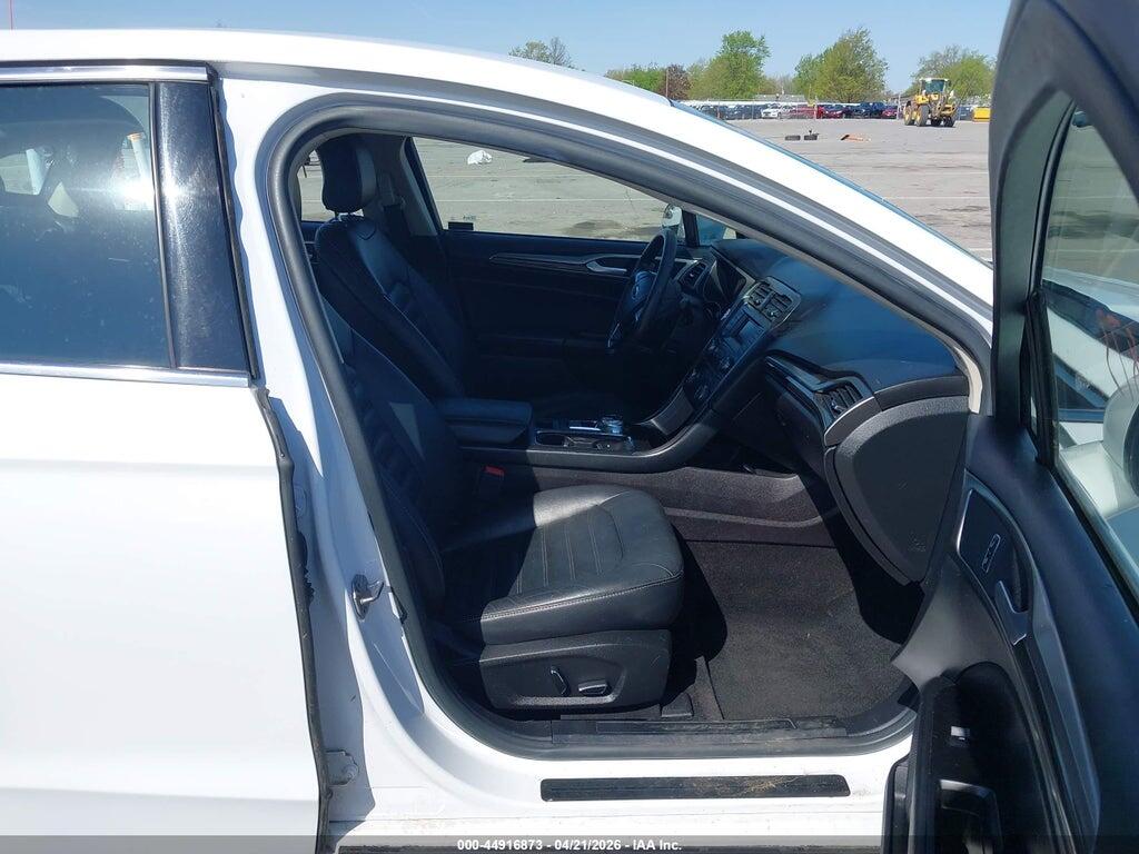 3FA6P0H92HR130324 2017 FORD FUSION photo no. 5
